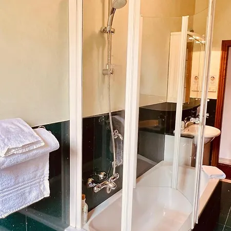 Corte Dei Quadri Simoni Homestay *